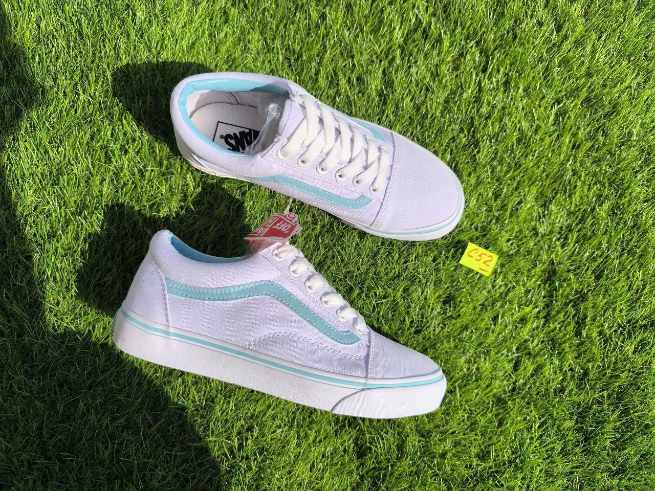 СКИДКА 38 р Кеди БІЛІ з блакитною смугою Vans Old Skool  WHITE / Light Blue кросівки 2024 унісекс