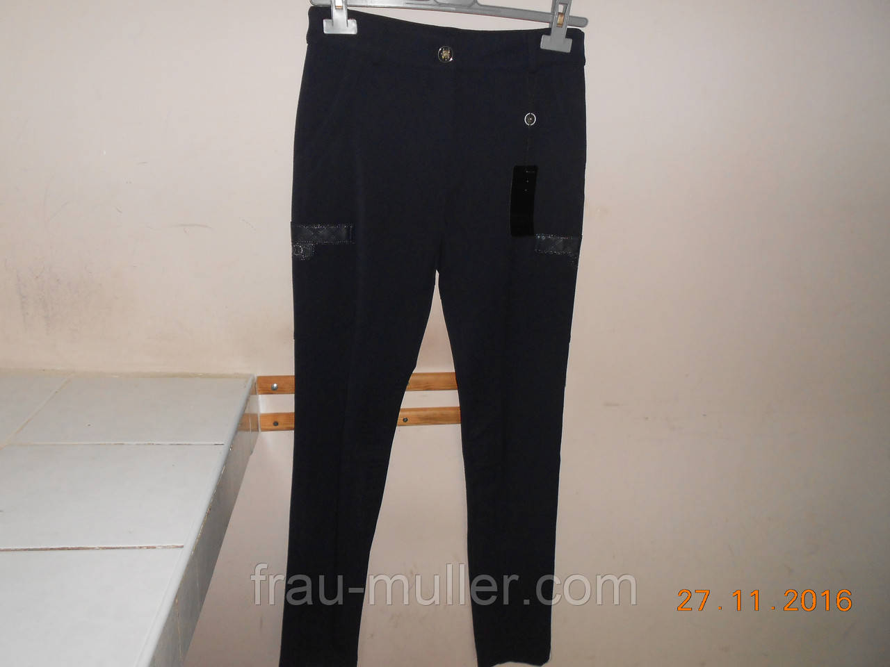 Штани темно-сині з декоративними кишенями, фото 1