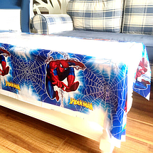 Скатертина дитяча поліетиленова на стіл Людина Павук 180х110см, фото 3