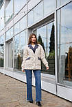 Жіноча демісезонна стьобана коротка куртка К-317 молоко, фото 7
