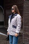 Жіноча демісезонна стьобана коротка куртка К-317 молоко, фото 3