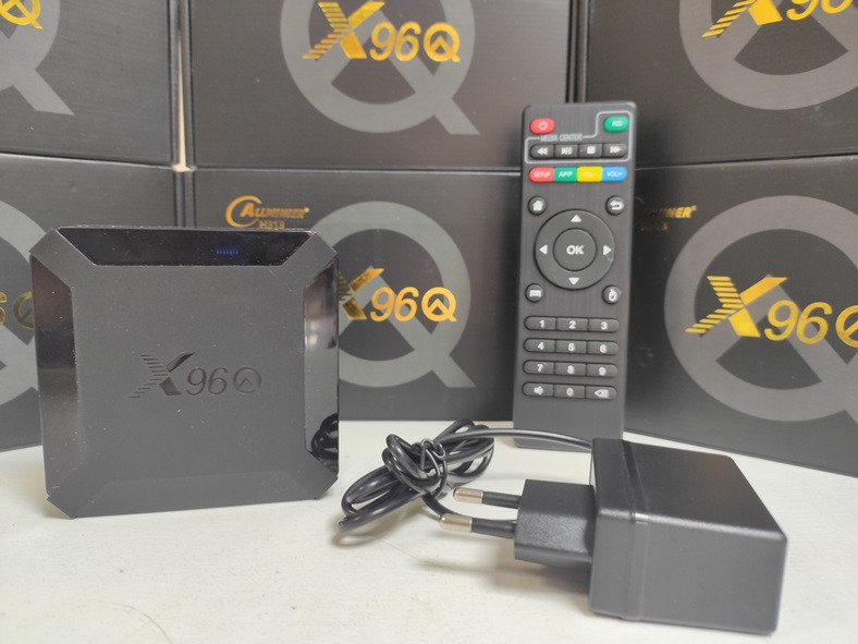 Smart TV Box Android X96Q 2/16 Смарт ТБ приставка Андроїд YouTube Кінотеатр YouTV Sweet TV