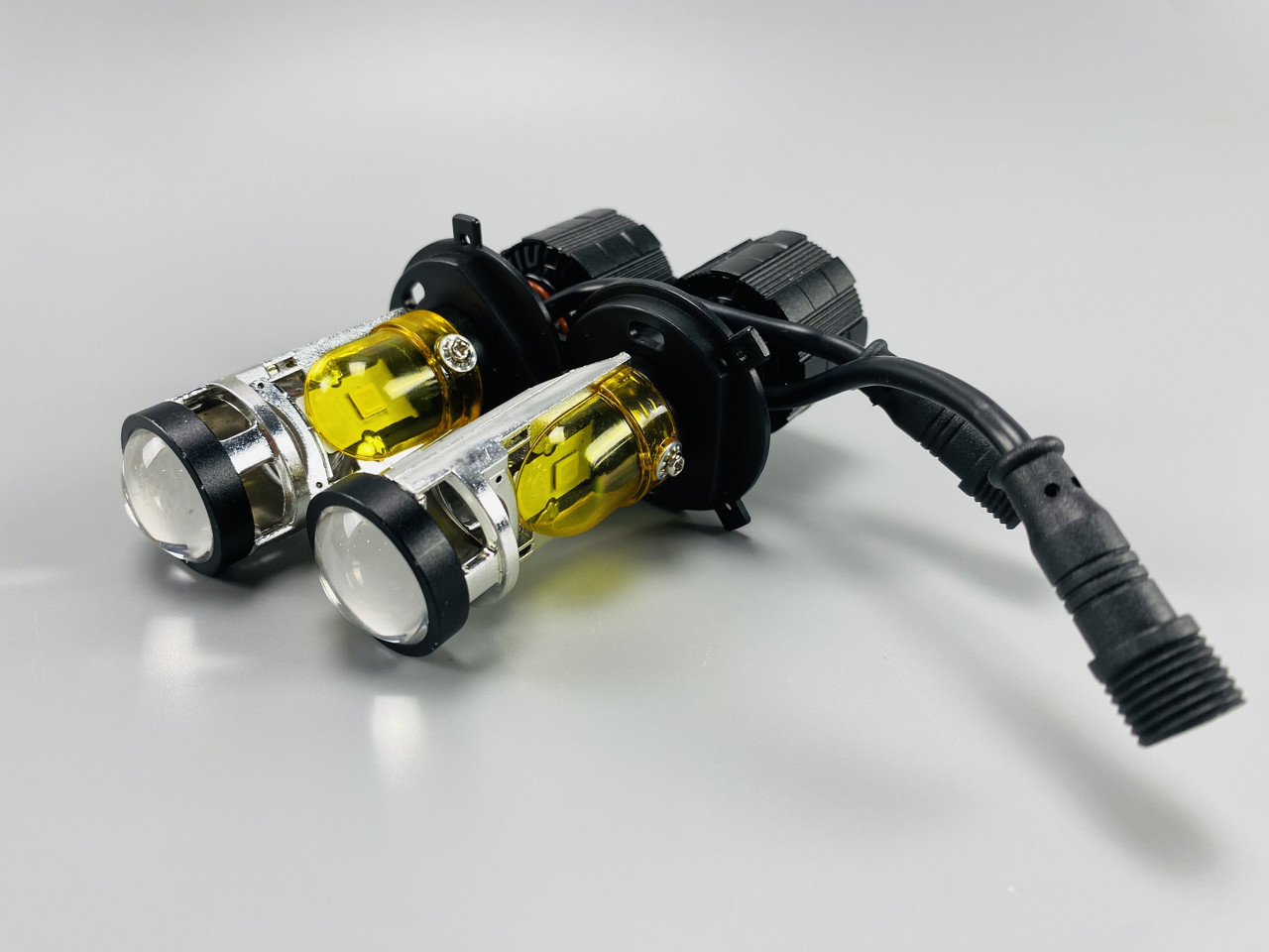 Лампа світлодіодна комплект 2 шт 12 V 50 W set (реальних ватів) LED + лінза + 6000 К (цоколь H4) мінігабарит, фото 1