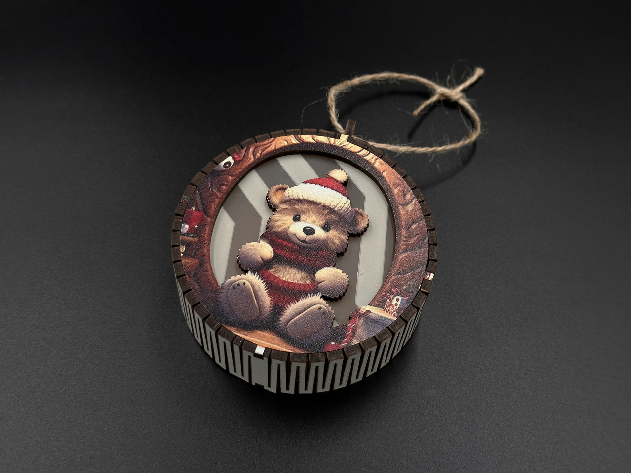 Дерев'яні новорічні іграшки з підсвічуванням 93х30мм. Ведмедик, фото 1