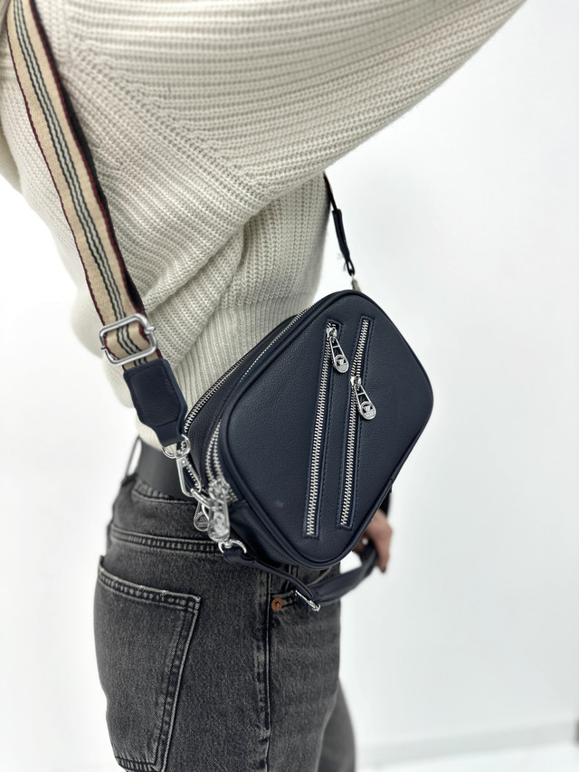 Жіноча сумочка з блискавками "Look" оптом