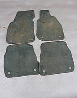 Оригінальні килимки салону