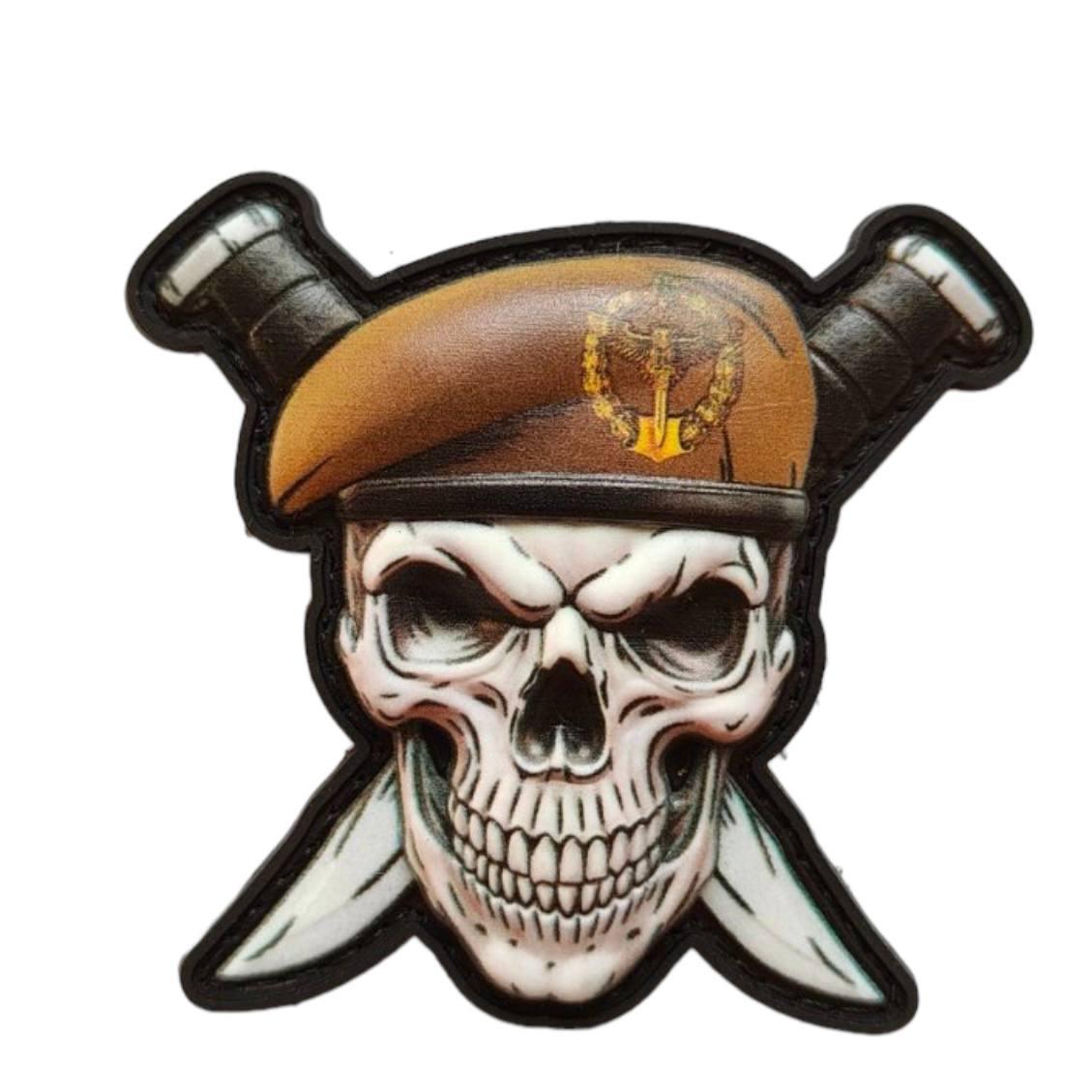 Шеврон військової розвідки України череп у береті з ножами 3D пвх