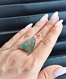 Лабрадор трикутник камінь без оправи. Кабошон натуральний лабрадор голова риби 26*22.5*5 мм. Індія., фото 3