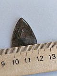 Лабрадор трикутник камінь без оправи. Кабошон натуральний лабрадор голова риби 26*22.5*5 мм. Індія., фото 7