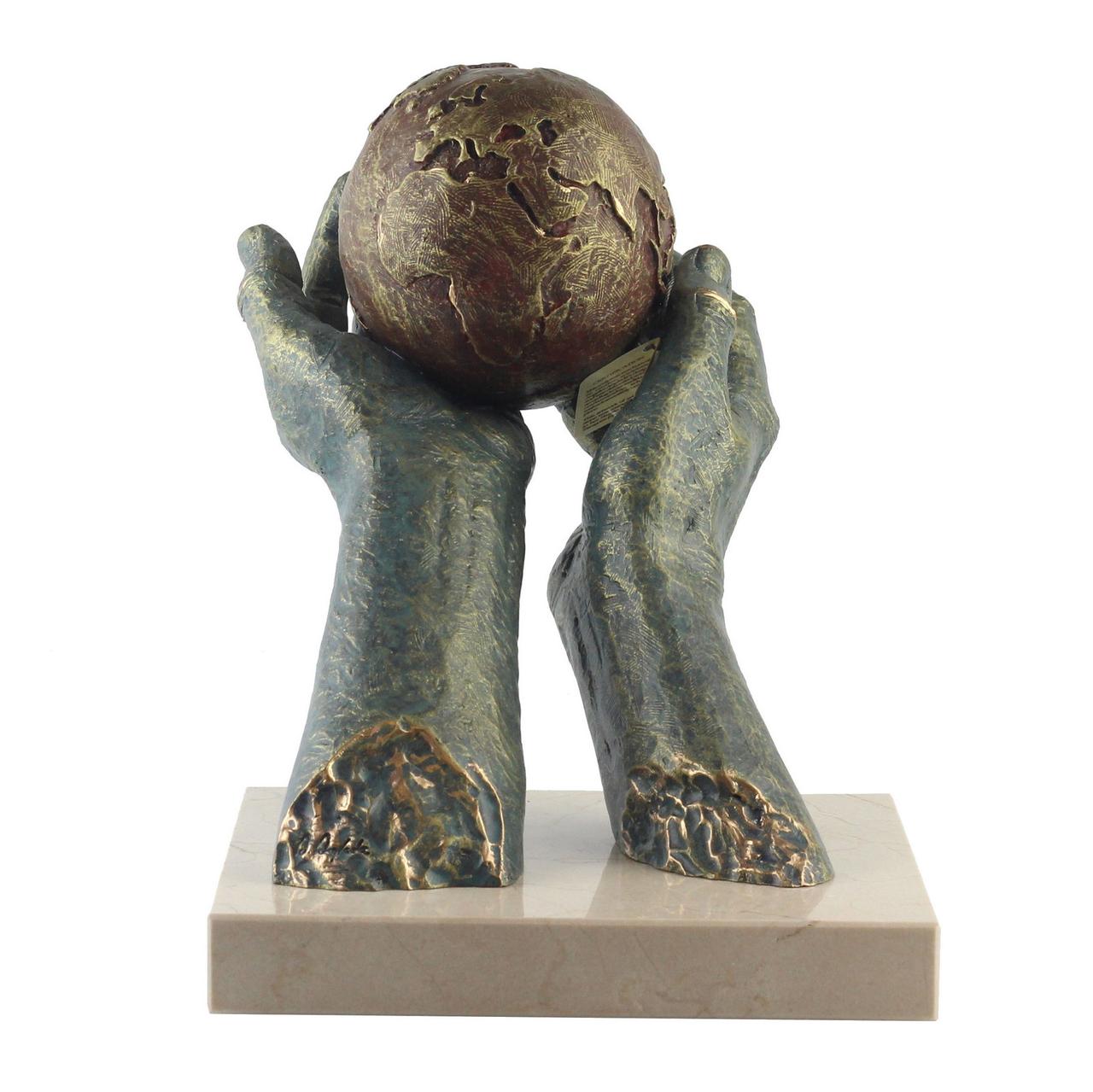 Фигура «Я дарю тебе мир», бронза