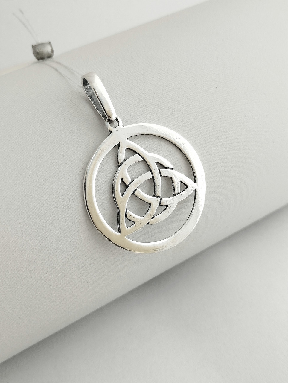 Срібний кулон амулет трикветр Ukr-gold