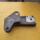 Кронштейн ЮМЗ гідроциліндра 45-4605024-Б1 правий