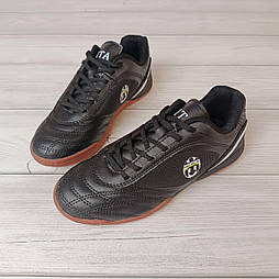 Футбольні чорні кросівки футзалки для хлопчика у 39 розмірі