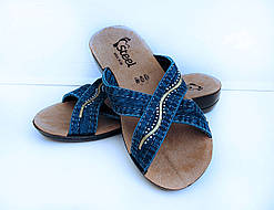 Шльопанці джинсові, жіночі на танкетці 36 р.