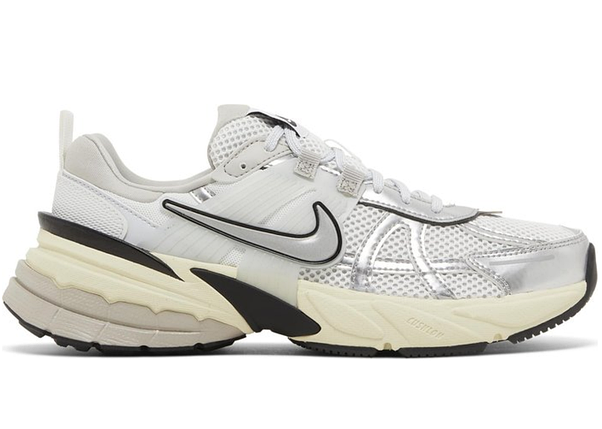 Кросівки Nike V2K Run Summit White Metallic Silver - FD0736-100, фото 1