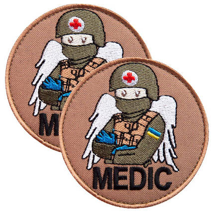 Набір шевронів 2 шт на липучці MEDIC беж 7,5х7,5 см, вишитий патч шеврон нашивка медика, медичний, медик, фото 1