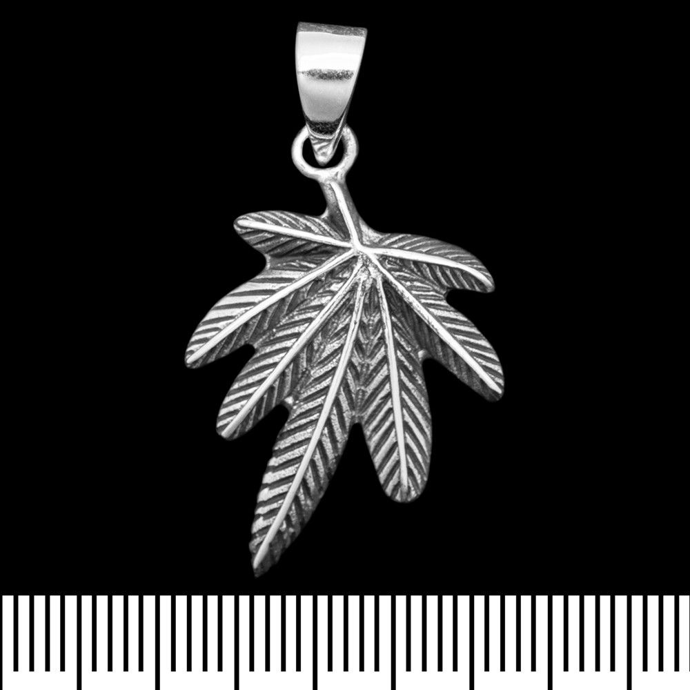 (sp-191) Кулон Cannabis (срібло, 925 проба)