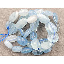 Натуральні намистини Аквамарин ~8*11мм, довжина 38см