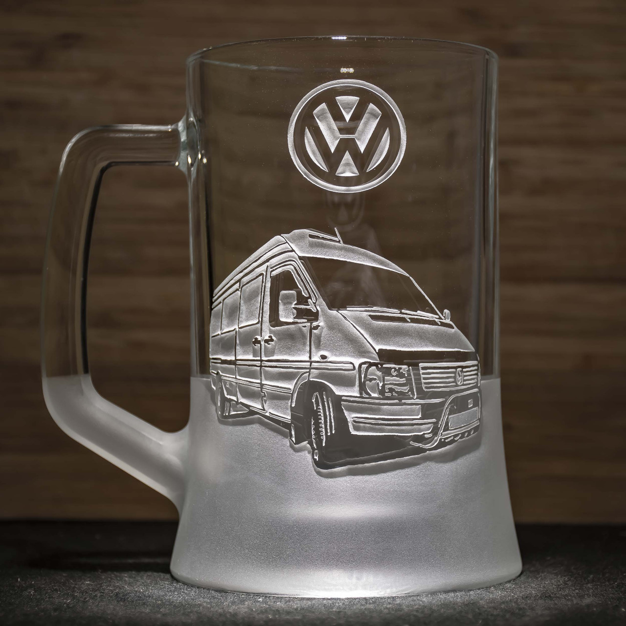 Пивний келих з гравіюванням автомобіля Volkswagen LT Фольксваген - подарунок для автомобіліста
