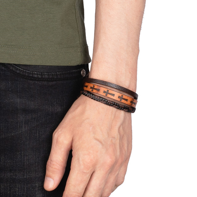 Браслет шкіряний на руку з зображенням хреста арт.00163 Браслет шкіряний на руку з зображенням хреста арт.00163