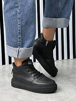 Черевики жіночі демісезонні 8 пар у ящику чорного кольору 36-41