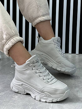 Черевики жіночі демісезонні 8 пар у ящику сірого кольору 36-41