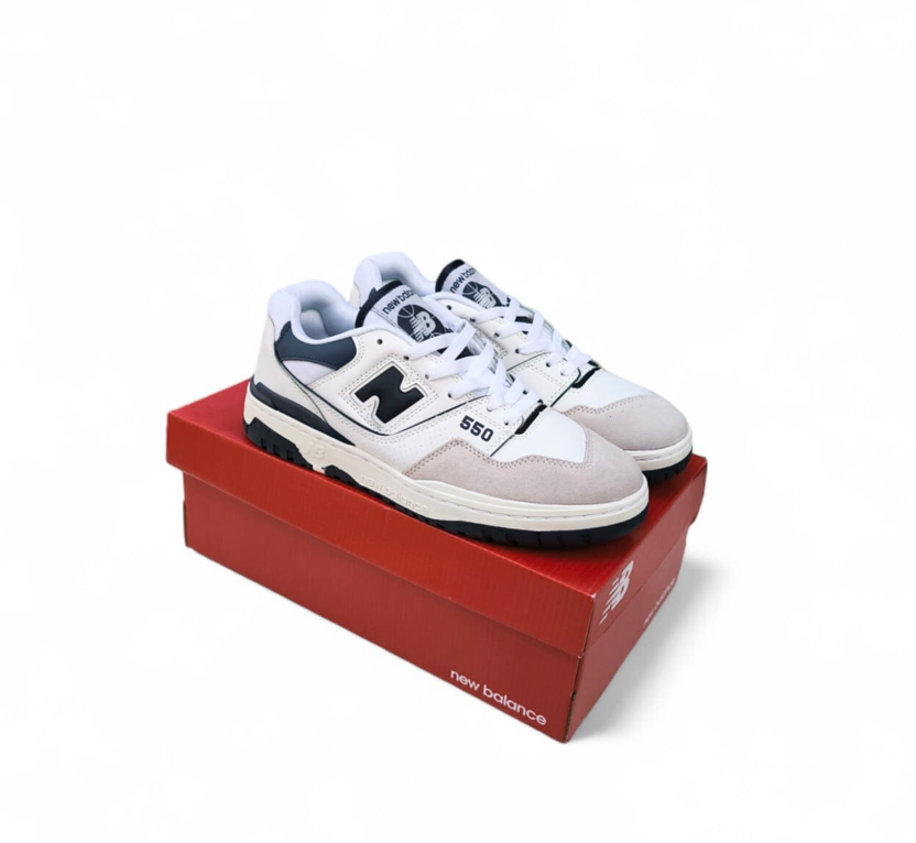 Чоловічі кросівки New Balance 550 White Blue взуття Нью Беланс білі з синім шкіряні спортивні весна осінь