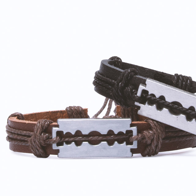 Браслет на руку шкіряний з металевим лезом коричневий арт.00183 Браслет на руку шкіряний з металевим лезом коричневий арт.00183