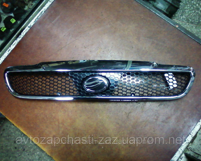 na-raさま専用 Решітка радіатора в складанні на ZAZ LANOS. У наявності