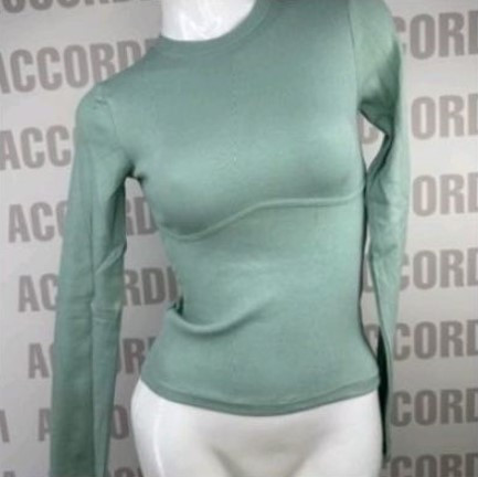 Зручний лонгслів в оливковому кольорі, кофта оздоблена швом під грудьми, кольори в асортименті розмір 38-46