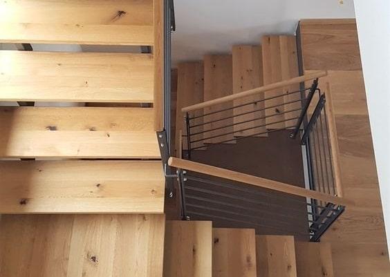 Пиляний шпон дуба для внутрішніх сходів