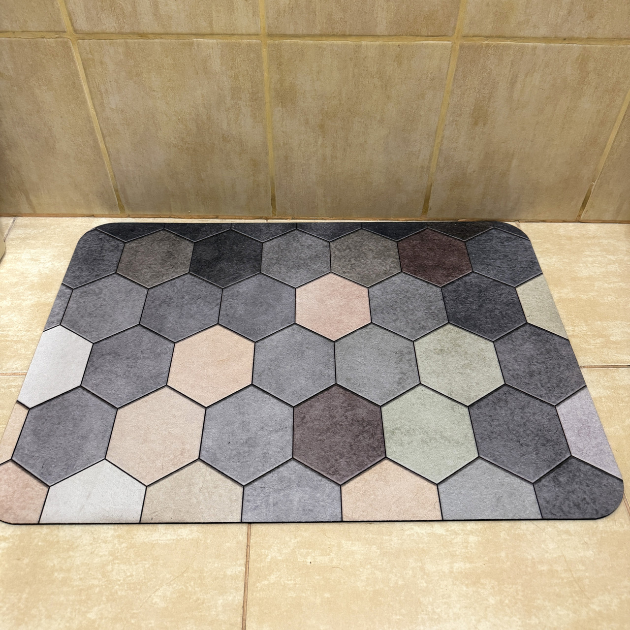 Килимок придверний брудозахисний на гумовій основі Соти Шестикутник 38х58смх3мм діатомітовий вологопоглинаючий