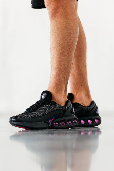 Nike air 18 black pink deals