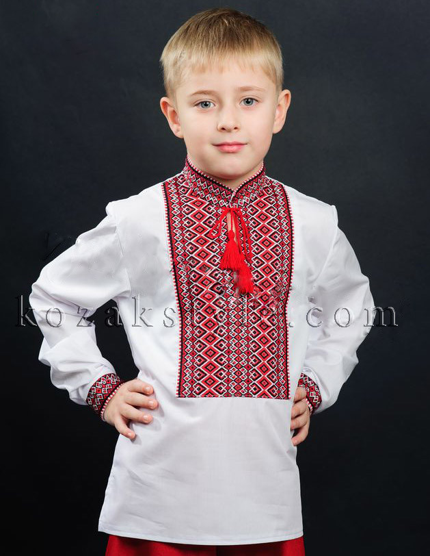 Хлопчача сорочка з українським орнаментом