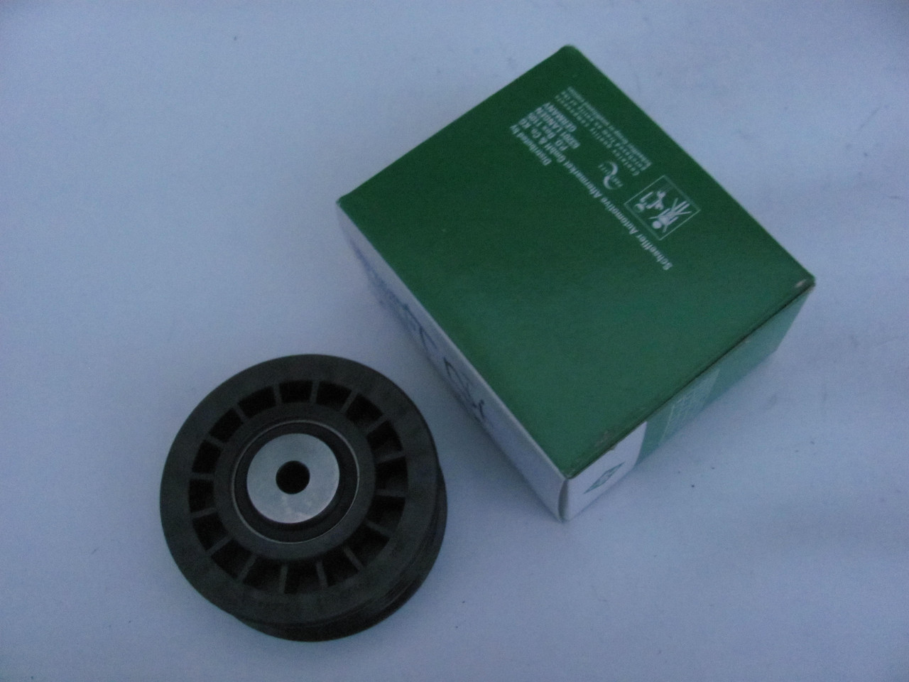 Ролик натяжна (ручейковий) на MB Sprinter 2.3 D, 2.9 TDI 1996-2000 — INA — 532002510