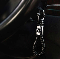 Брелоки з маркою автомобіля Mercedes-Benz. Шкіряний брелок з лого Мерседес Бенц для ключів, фото 3