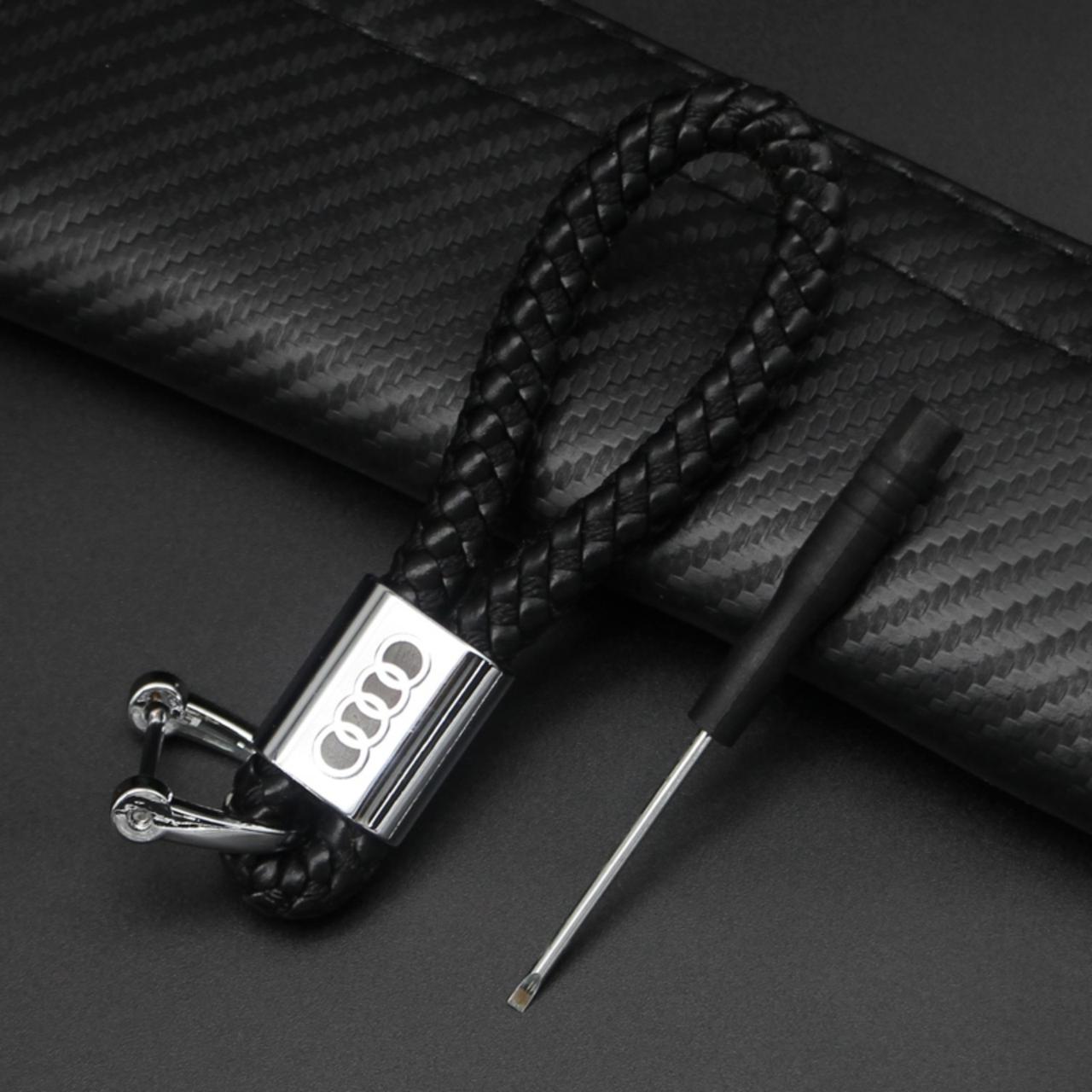 Брелок з лого Audi. Авто брелок з логотипом авто Ауді. Шкіряні брелоки для автомобіліста, фото 1