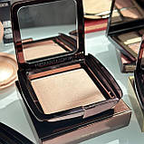 Пудра для обличчя з ефектом фотошопу Hourglass Ambient Lighting Powder Dim Light 10g, фото 4