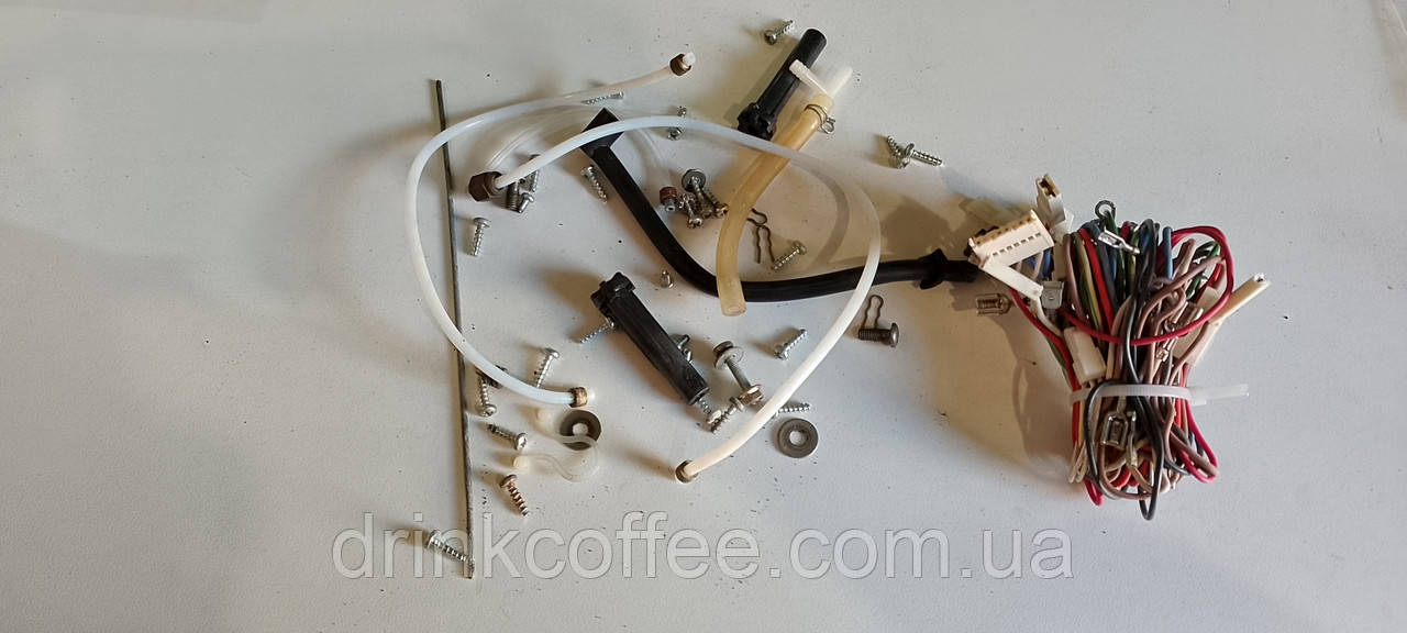 Болти гвинти скоби + тефлонові трубки для кавоварки DeLonghi ESAM 3400_10 Magnifica Rapid Cappuccino б/у, фото 1