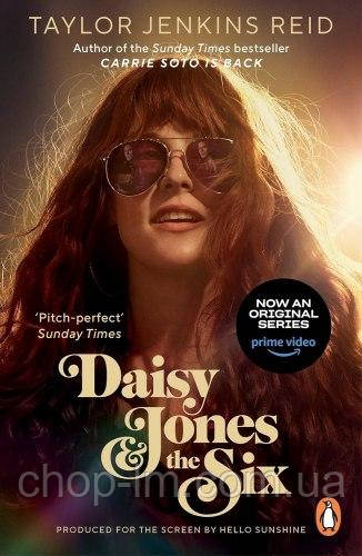 Daisy Jones and The Six (TV Tie-in) - Taylor Jenkins Reid Penguin