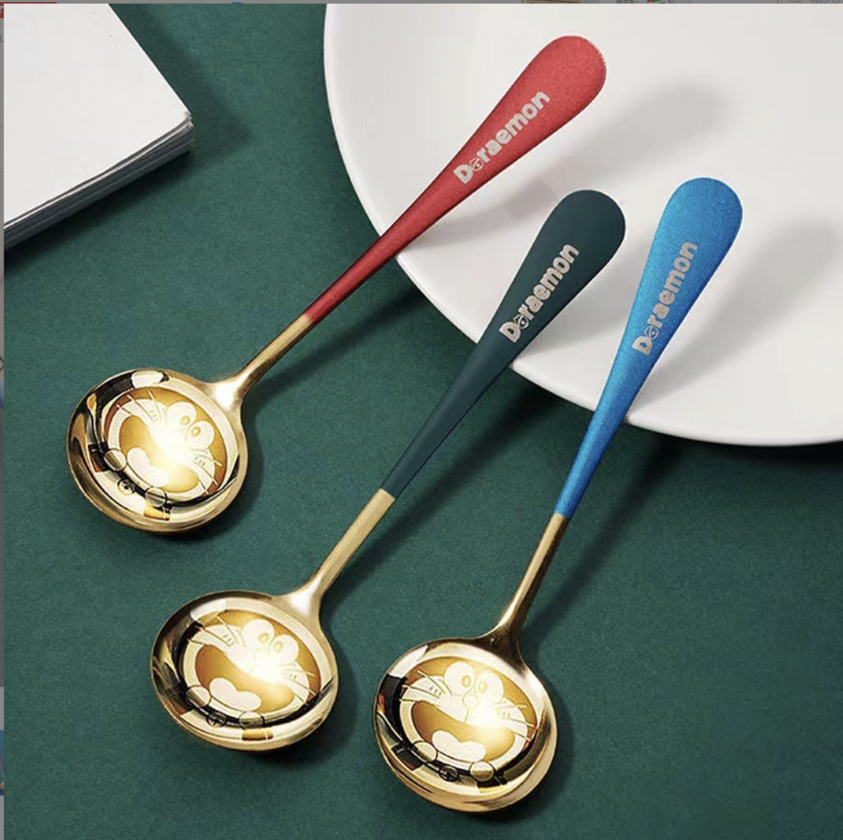 Ложка кругла металева з мультяшним малюнком. Зелена