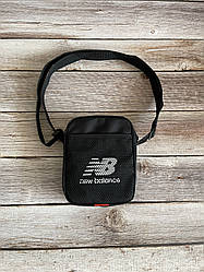 Маленька сумка на плече нью баланс New Balance чорна