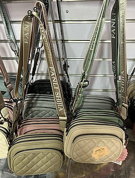 Сумка жіноча крос-боді стьобана 21*14 см на блискавці зі штучної шкіри в різних кольорах Lily