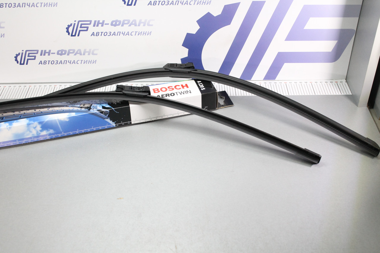 Комплект щіток склоочисника передні Peugeot 308 I, 308 SW I; Citroen C4 II, DS4; Ford Galaxy II, S-max