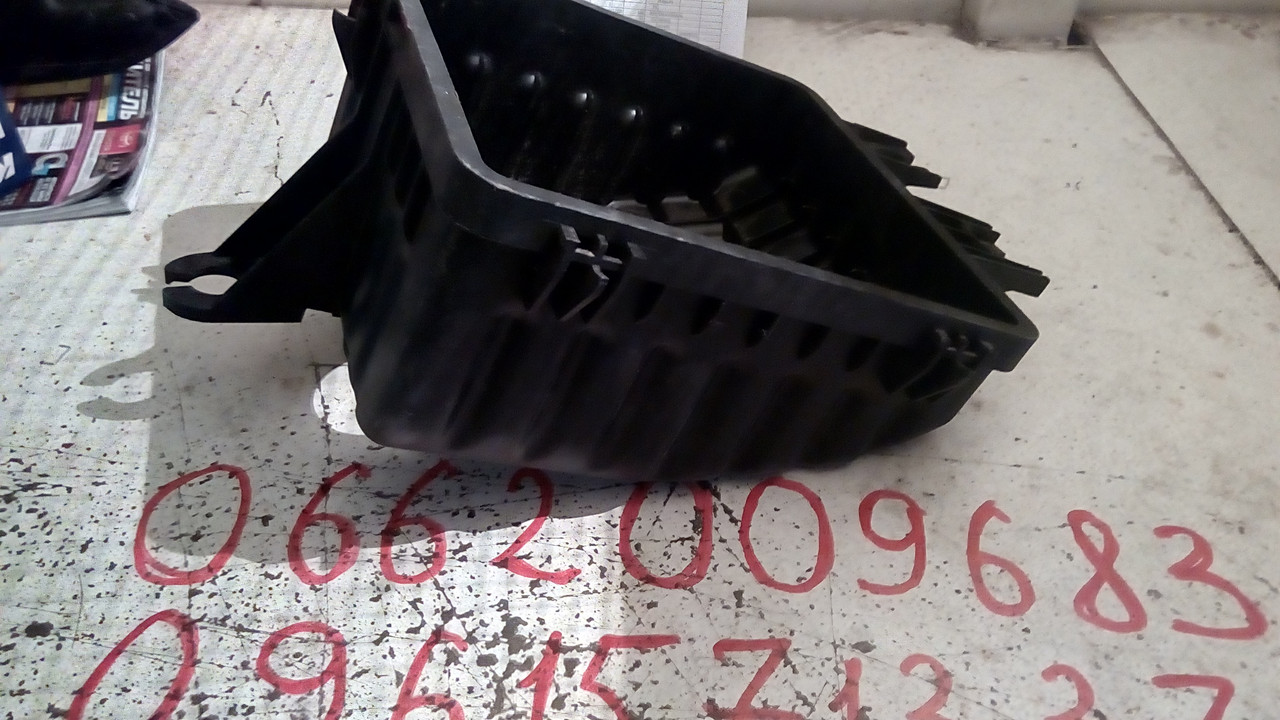 Купить Корпус воздушного фильтра нижний, Lanos, Ланос, Sens, Сенс ...