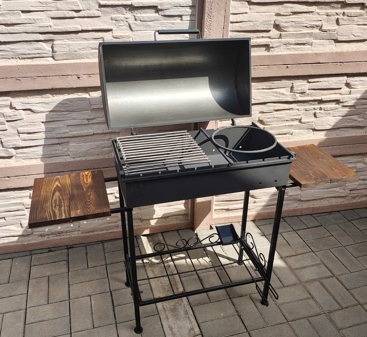Мангал з кришкою барбекю VULKAN MP 65 BBQ с жаровней 3 мм  з поличками, в комплекті решітка