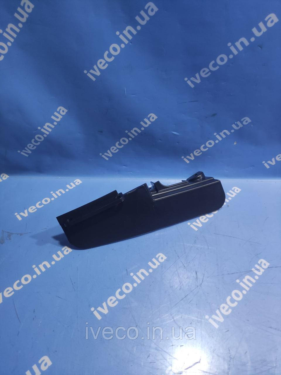 Кронштейн бампера ліве  IVECO STRALIS   504194533
