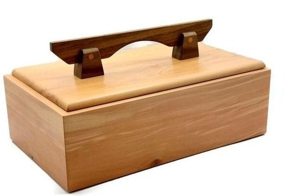 пиляна ламель, пиляний шпон, ламель з, ламель пиляна, ламель дерев'яна, ламелі для ліжка, ламелі це, ламелі для дивана, ламель меблева, ламелі фасадні, ламелі на стіну, фасадні ламелі, посилені ламелі для ліжка, ширина ламелі, ламель з груши, ламель груши, груша, груши; Шкатулка з ламелі груші