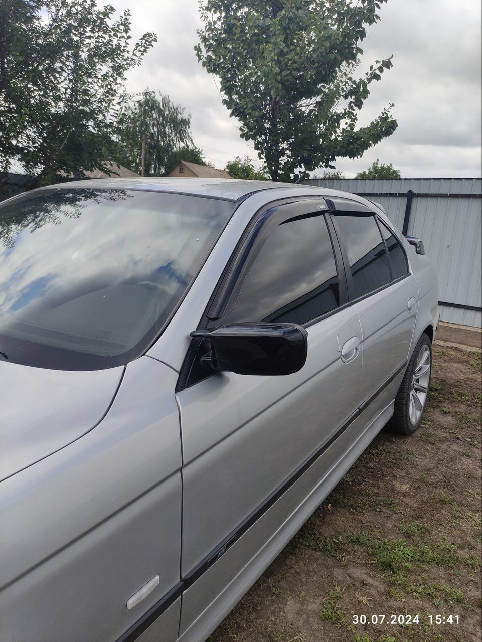 Дефлектори вікон "AV-Tuning" BMW 5 Sd (E39) 1995-2003 (на скотчі) — Вітровики БМВ 5 седан (Е39)