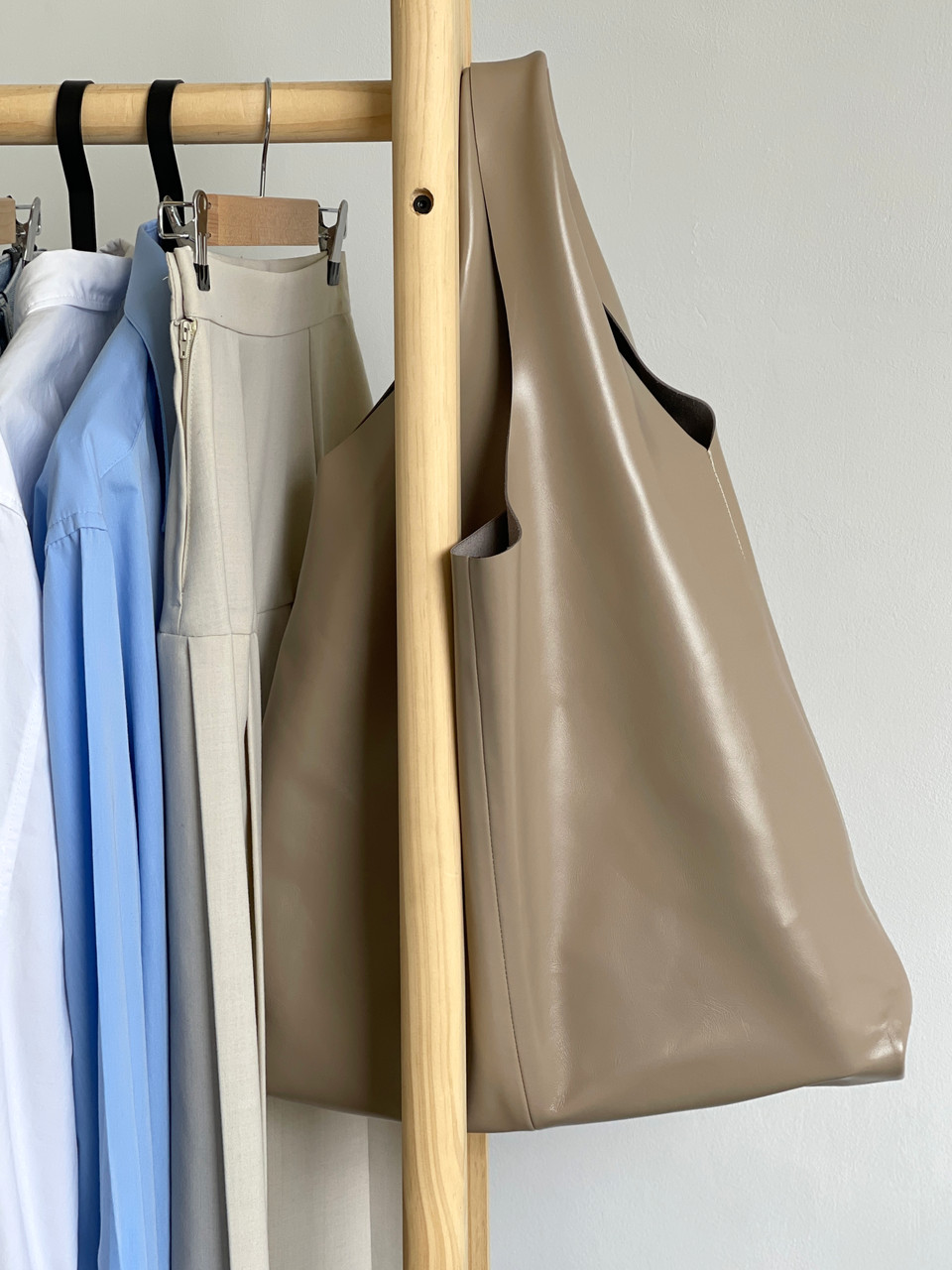 Містка жіноча сумка. Натуральна шкіра., фото 1